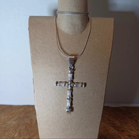 Sterling Silver 925 Mexico Cross Pendant Necklace Heavy - Picture 1 of 9